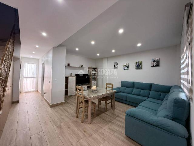 Casa chalet en Venta en Lebrija