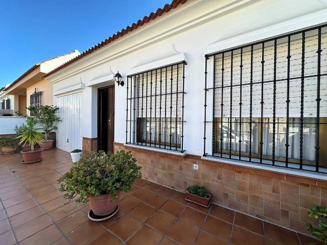 Casa chalet en Venta en Lepe
