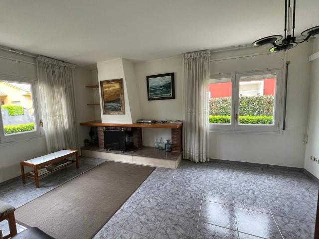 Casa chalet en Venta en Les Planes d'Hostoles