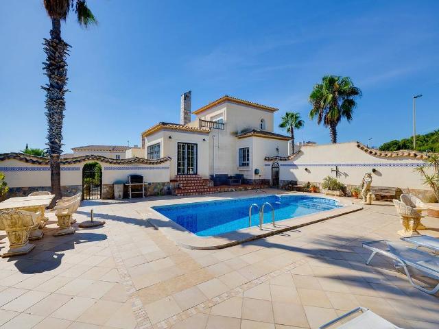 Casa chalet en Venta en Lomas de Campoamor Las Ramblas