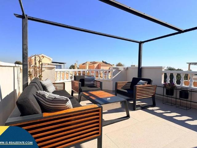 Casa chalet en Venta en Lomas de Cabo Roig Los Dolses
