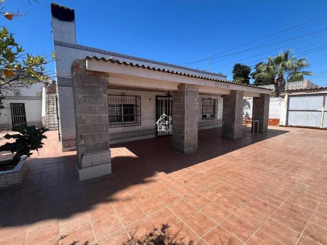 Casa chalet en Venta en Lomas de Cabo Roig Los Dolses