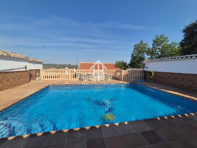 Casa chalet en Venta en Loja