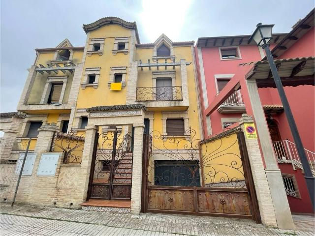 Casa chalet en Venta en Lopera
