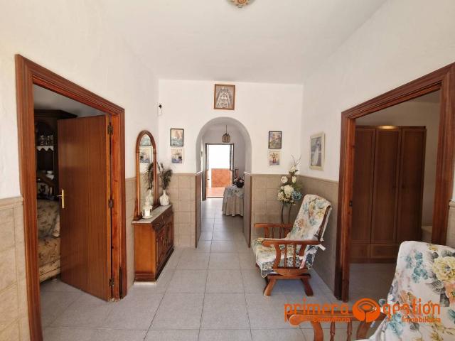 Casa chalet en Venta en Lora del Río
