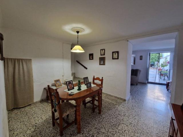 Casa chalet en Venta en Lora del Río