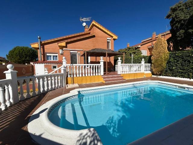 Casa chalet en Venta en Loranca de Tajuña