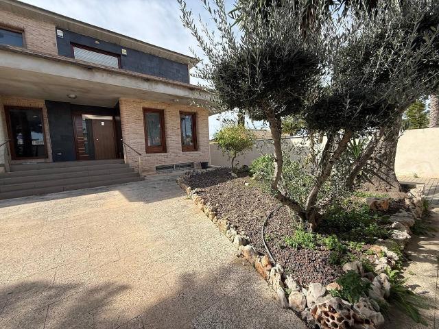 Casa chalet en Venta en Los Conejos
