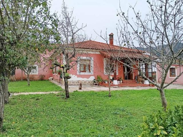 Casa chalet en Venta en Los Corrales de Buelna