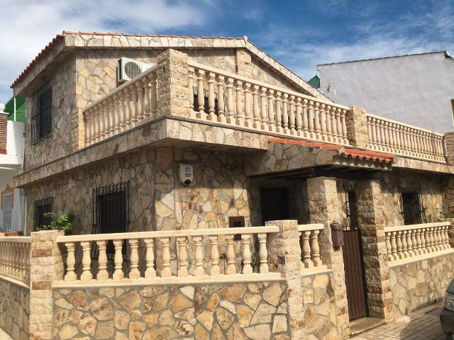 Casa chalet en Venta en Los Almendros El Limonero El Tomillar