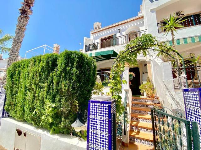 Casa chalet en Venta en Los Almendros