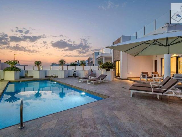 Casa chalet en Venta en Los Almendros