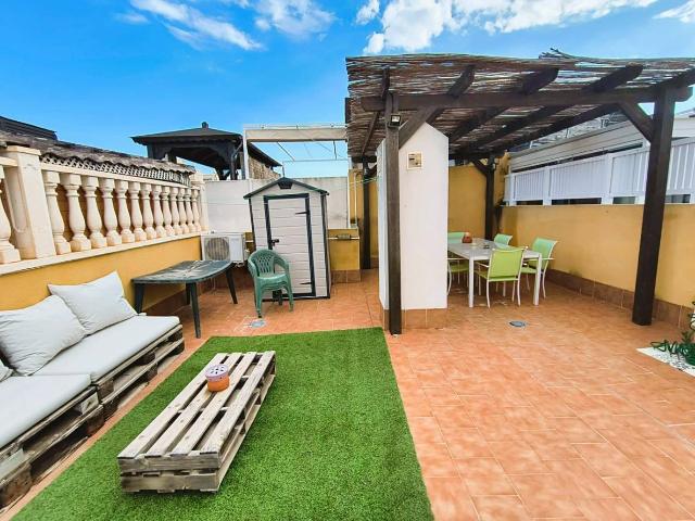 Casa chalet en Venta en Los Arenales del Sol