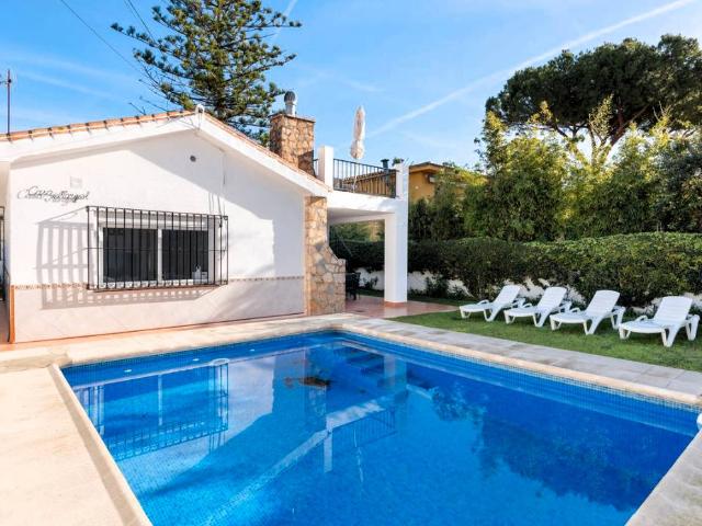 Casa chalet en Venta en Los Boliches