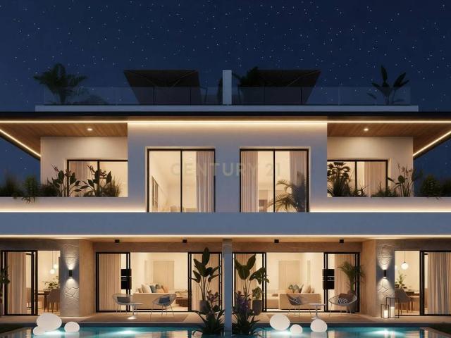 Casa chalet en Venta en Los Boliches