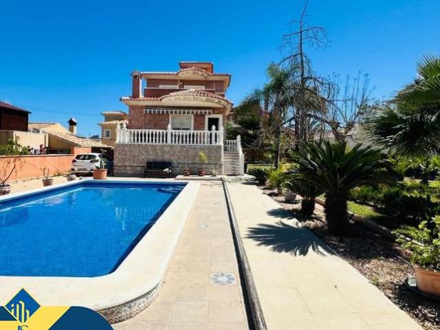 Casa chalet en Venta en Los Balcones Los Altos