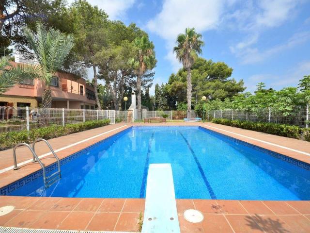 Casa chalet en Venta en Los Balcones Los Altos
