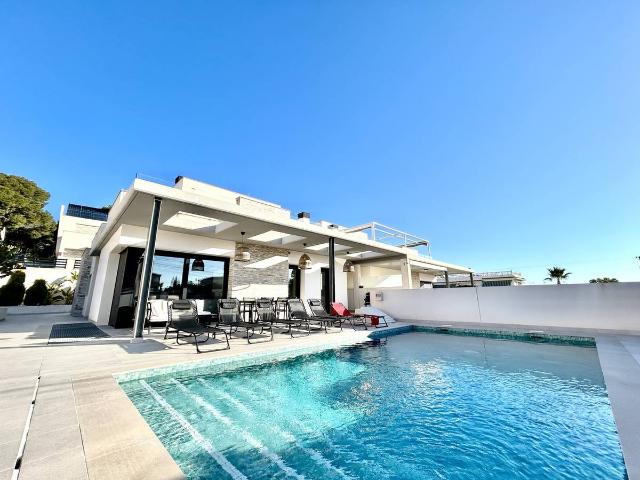 Casa chalet en Venta en Los Balcones Los Altos