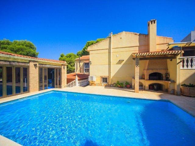 Casa chalet en Venta en Los Balcones Los Altos