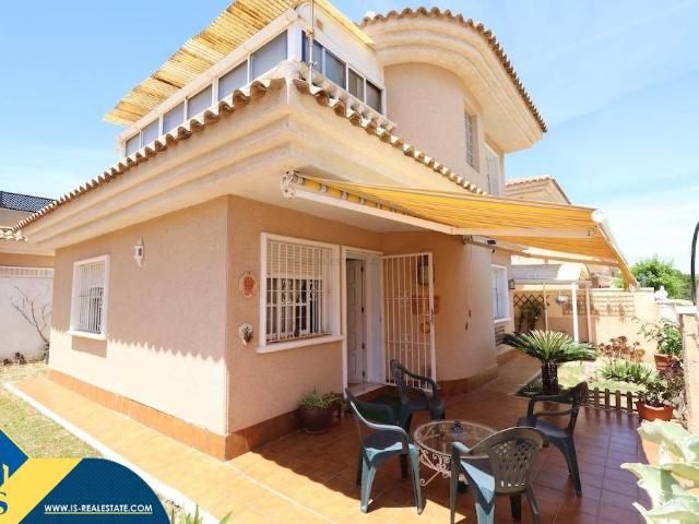 Casa chalet en Venta en Los Balcones Los Altos