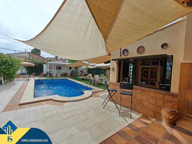 Casa chalet en Venta en Los Balcones Los Altos
