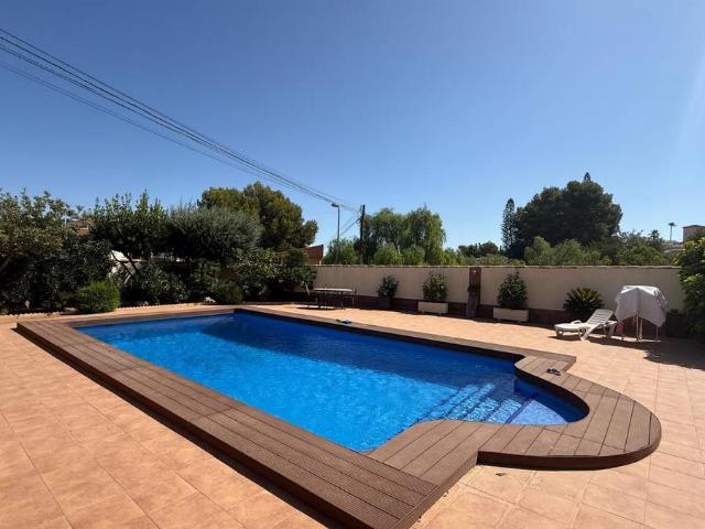 Casa chalet en Venta en Los Balcones y los Altos
