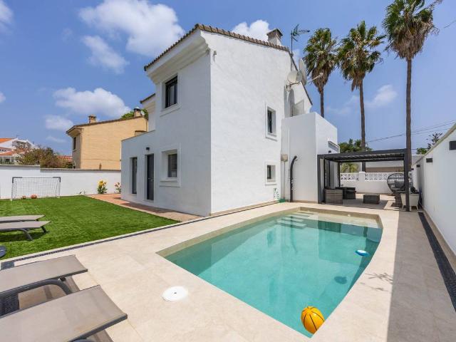 Casa chalet en Venta en Los Barrios