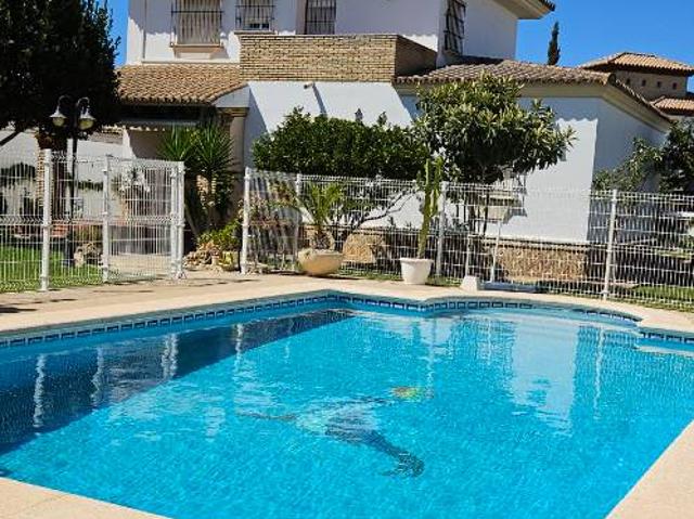 Casa chalet en Venta en Los Gallos