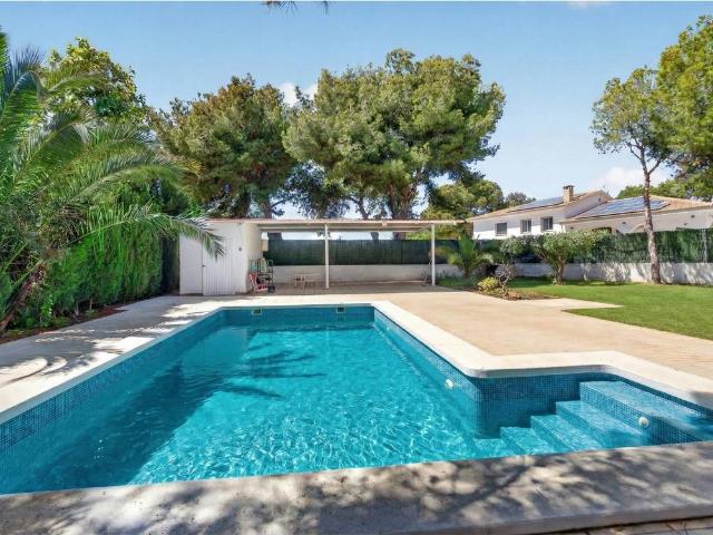Casa chalet en Venta en Los Girasoles