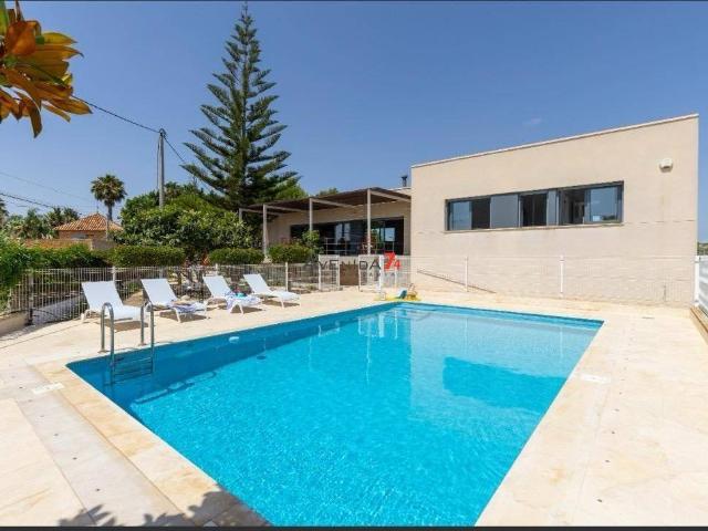 Casa chalet en Venta en Los Montesinos