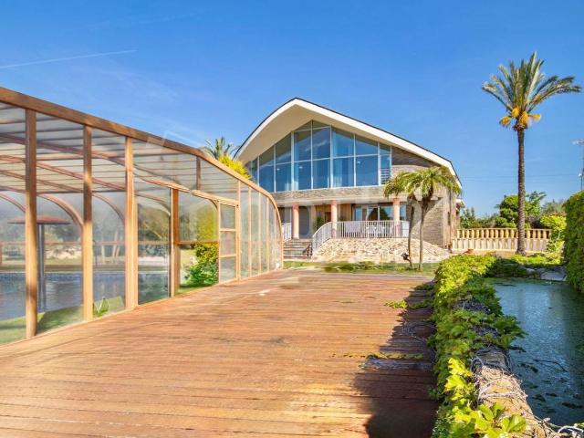 Casa chalet en Venta en Los Montesinos