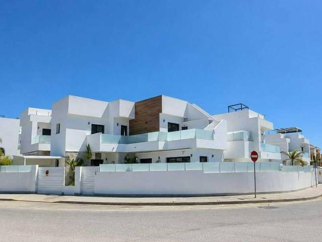 Casa chalet en Venta en Los Montesinos