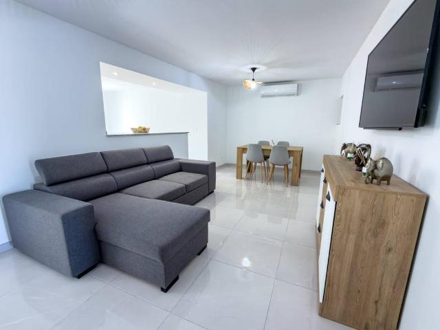 Casa chalet en Venta en Los Montesinos