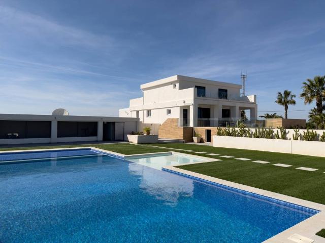 Casa chalet en Venta en Los Montesinos