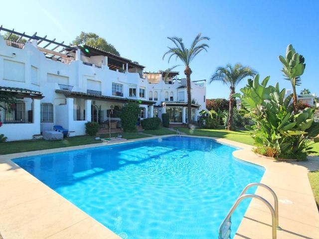 Casa chalet en Venta en Los Naranjos