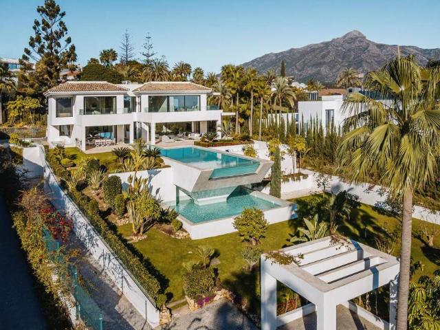 Casa chalet en Venta en Los Naranjos
