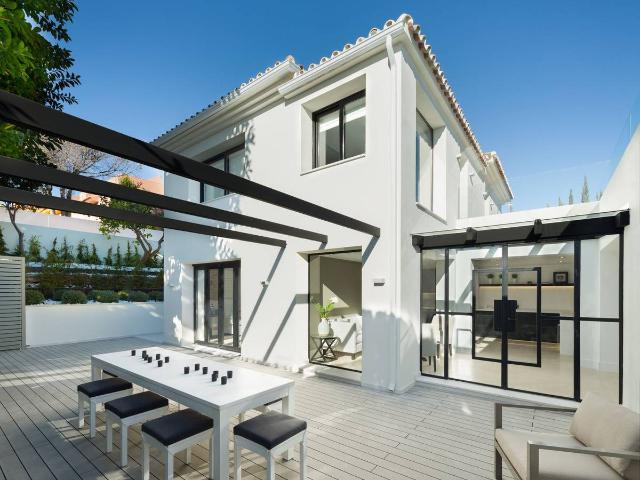 Casa chalet en Venta en Los Naranjos