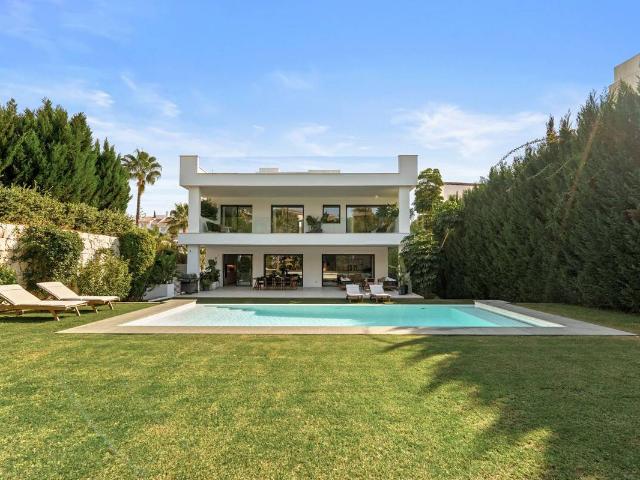 Casa chalet en Venta en Puerto Banús
