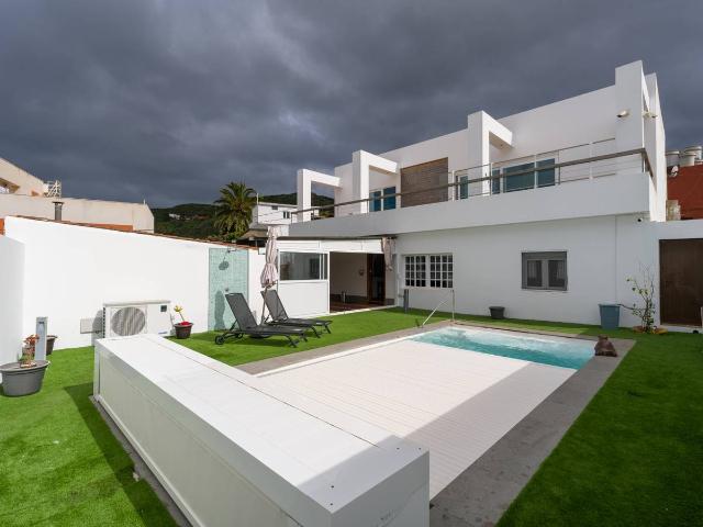 Casa chalet en Venta en Los Portales Visvique