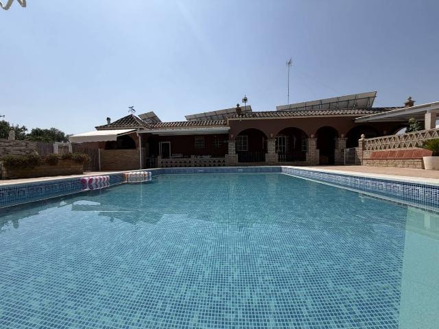 Casa chalet en Venta en Los Palacios y Villafranca