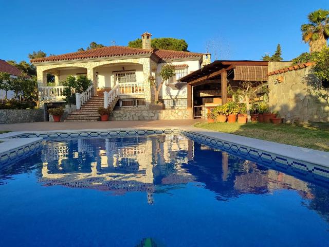 Casa chalet en Venta en Los Pinos