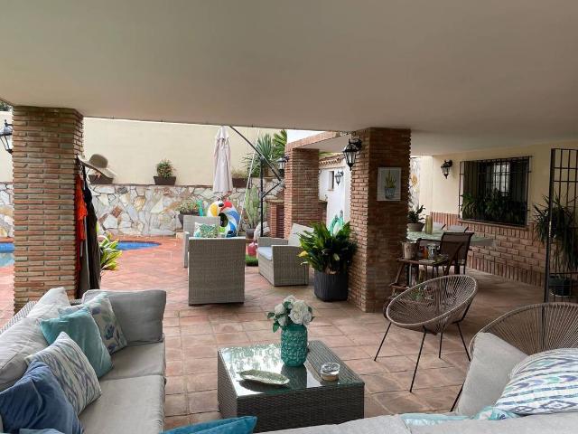 Casa chalet en Venta en Los Pinos