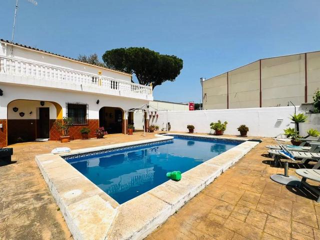 Casa chalet en Venta en Los Pinos