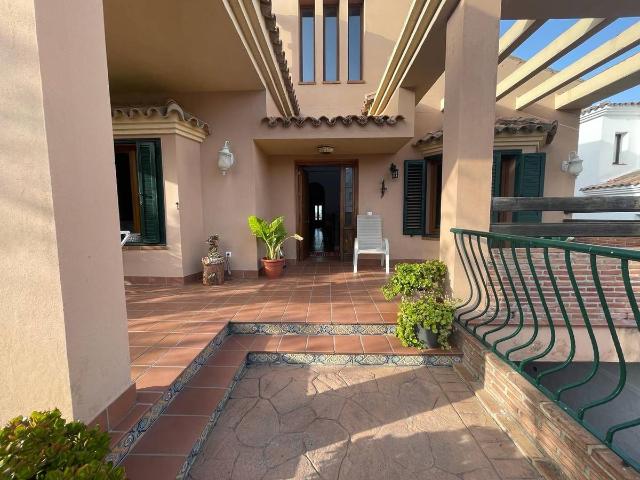 Casa chalet en Venta en Los Pinos