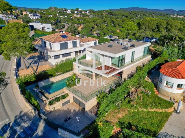 Casa chalet en Venta en Los Pinos Politur