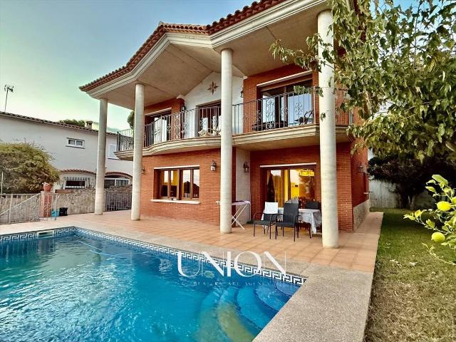 Casa chalet en Venta en Los Pinos Politur
