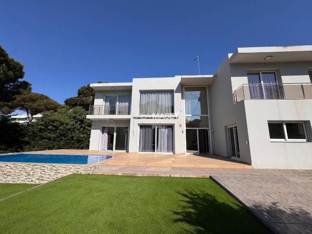 Casa chalet en Venta en Los Pinos Politur