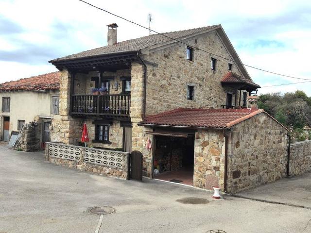 Casa chalet en Venta en Los Tojos