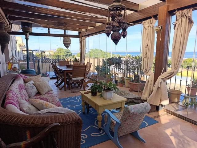 Casa chalet en Venta en Los Urrutias