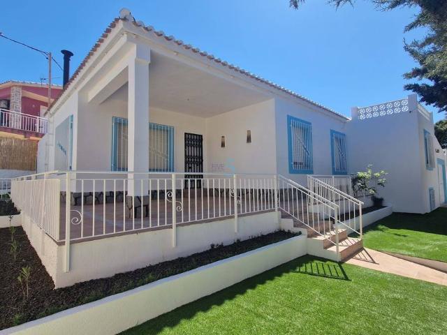 Casa chalet en Venta en Los Urrutias